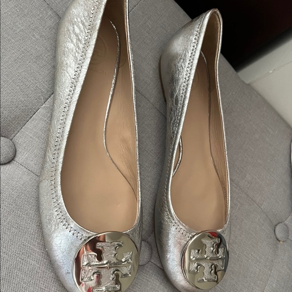 Tory Burch Claire Silver Ballet Flats - Brand New